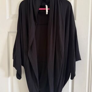 Babaton Black Draped Women's Poncho